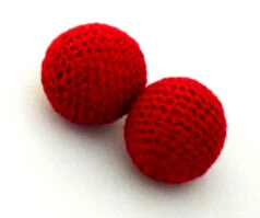 2шт красных шариков для нарезки (один магнитный + один обычный, диаметр 2,5 см) Аксессуары для чашек и шариков для фокусов Крупным планом Реквизит для трюков